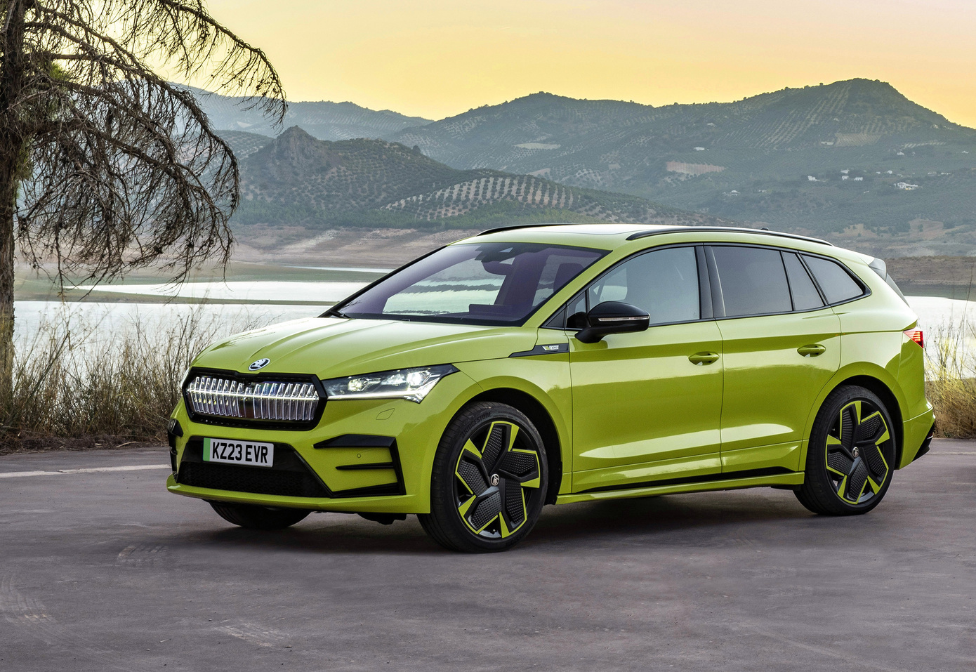 Skoda enyaq online vrs review